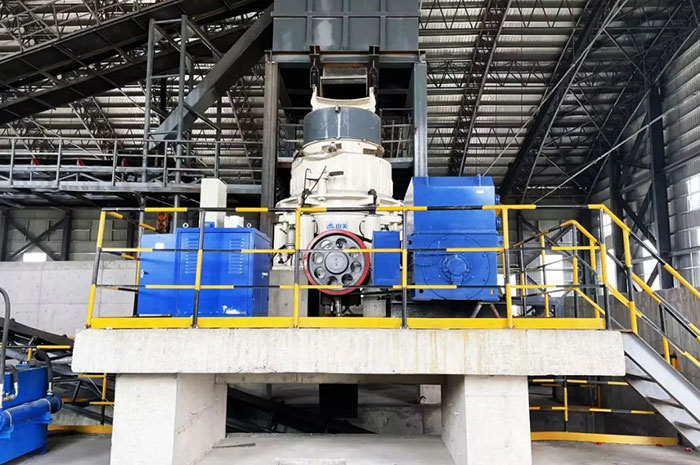 聚焦綠色礦山建設(shè)，山美環(huán)保高效破碎篩分解決方案助力礦石資源高效利用