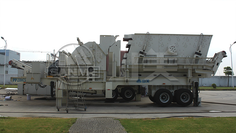 與傳統(tǒng)的固定式破碎機(jī)相比，移動破碎站有哪些特點？