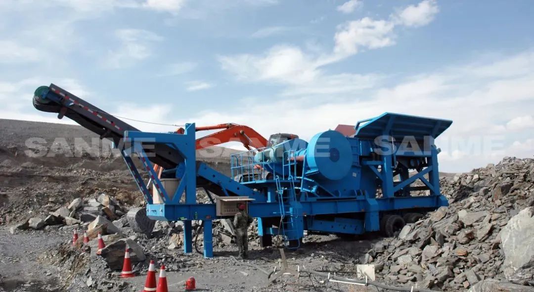時產值近600萬！山美移動式破碎篩分一體站助力江蘇高碳鉻鐵礦破碎項目建設