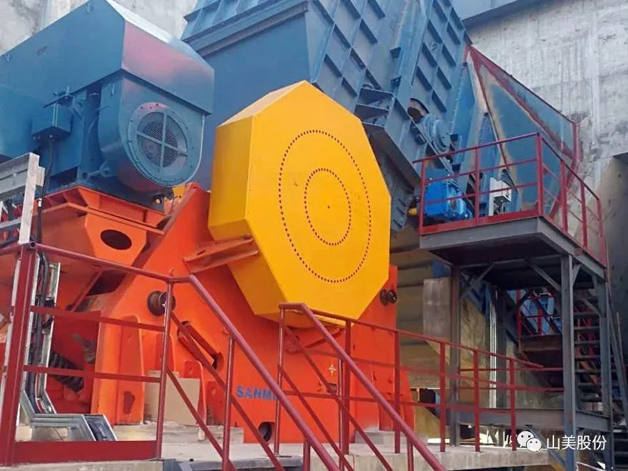 JC771大型歐版顎式破碎機優勢特點